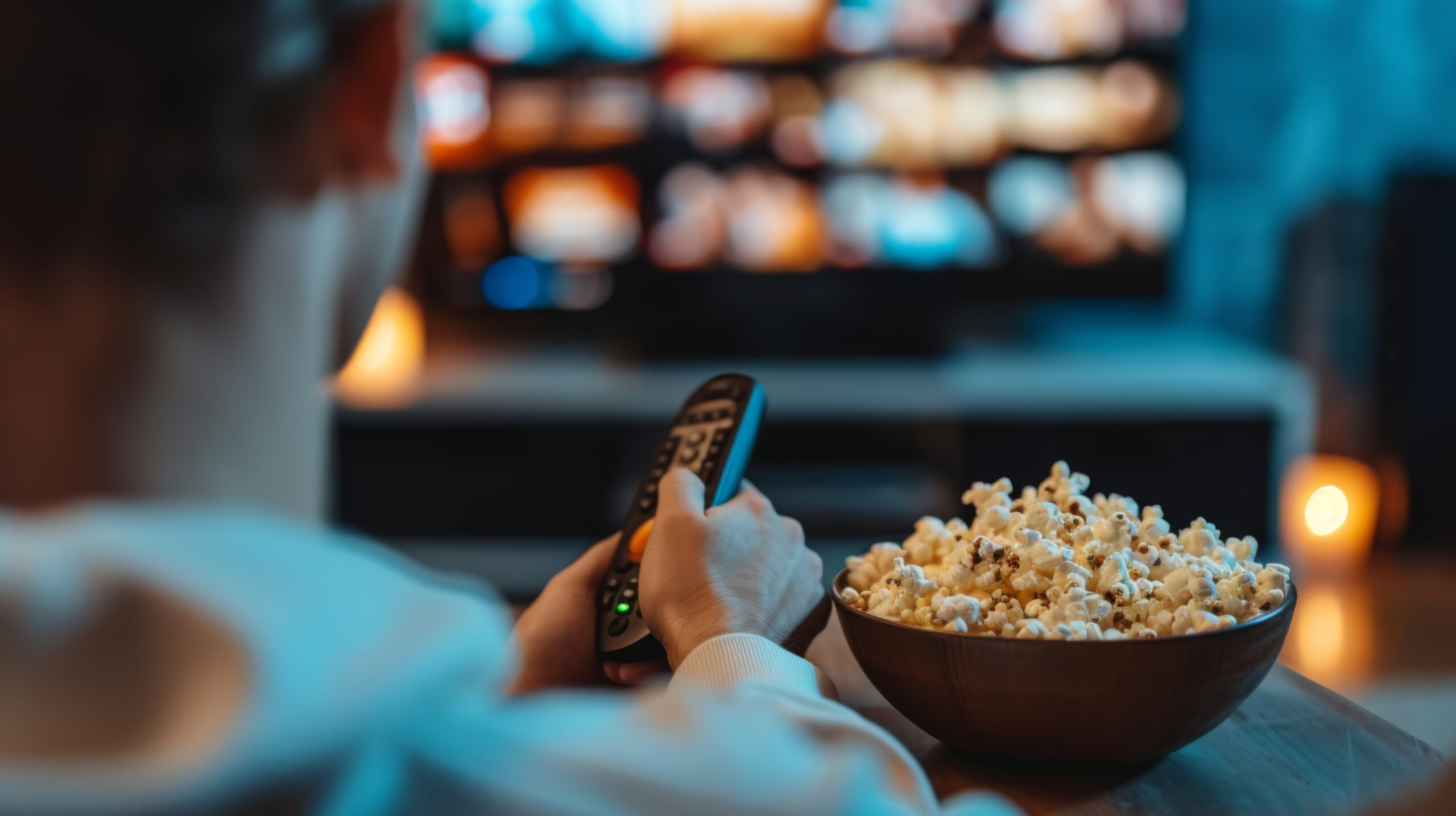 Noite de filmes e séries em casa